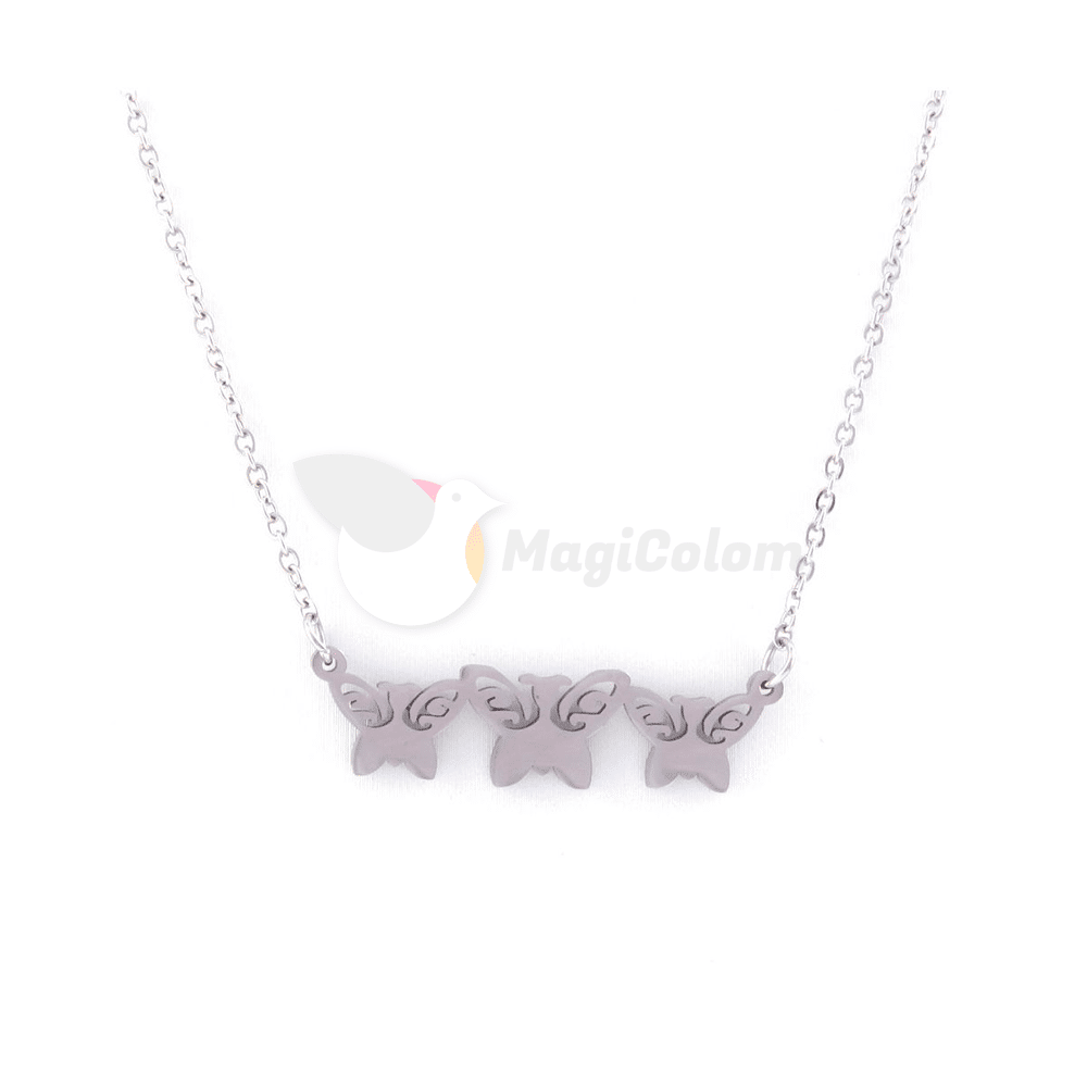 Collar de Acero con Colgante de Mariposas